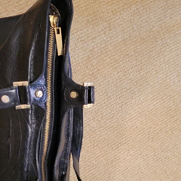 Tory Burch Bombe Black Leather Tote Bag - Picture 7 of 9